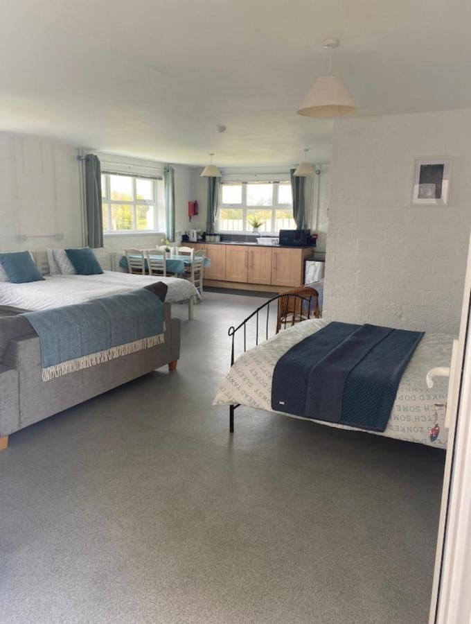 Mill House Studio Apartment Stranocum Buitenkant foto