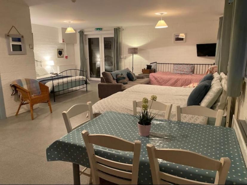 Mill House Studio Apartment Stranocum Buitenkant foto