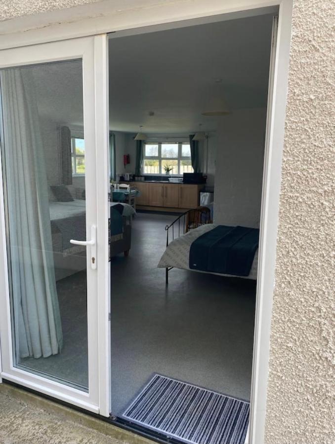 Mill House Studio Apartment Stranocum Buitenkant foto